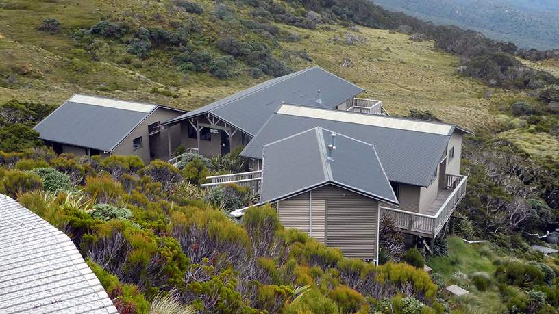 Okaka lodge op de Hump Ridge Track