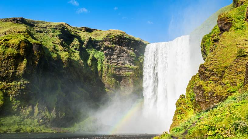 Skogafoss waterval, zuidelijk IJsland