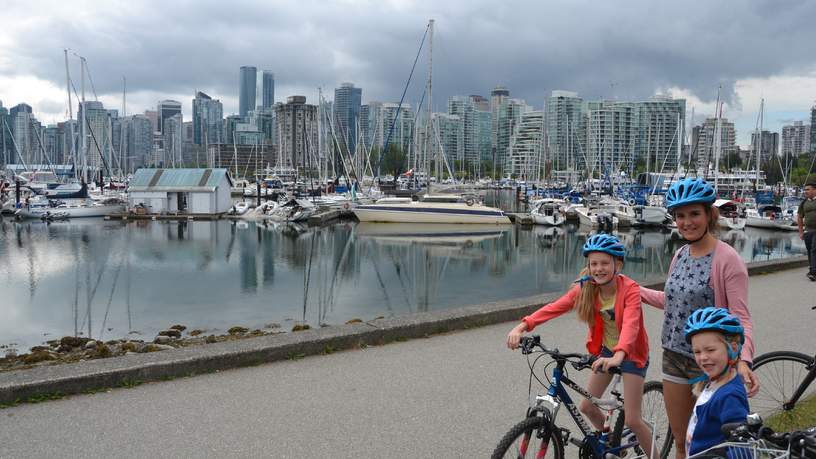 Start van de fietstocht in Stanley Park