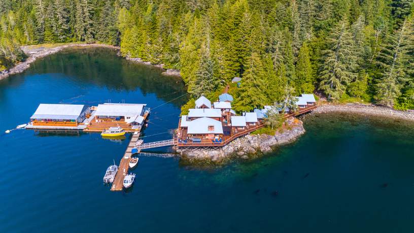 Uniek gelegen op Berry Island is de Farewell Harbour Lodge